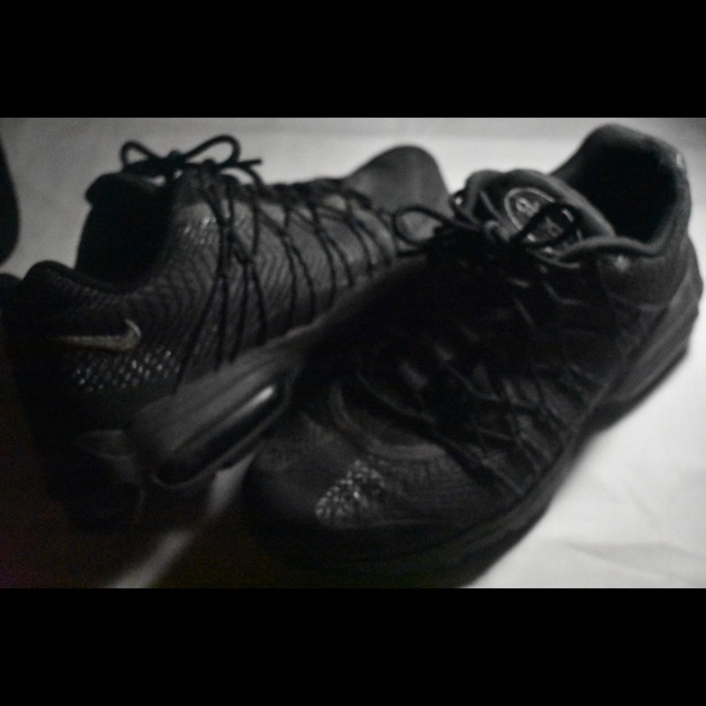 Air max 95 grey volt sz 8.5 men’s 9/10 condition